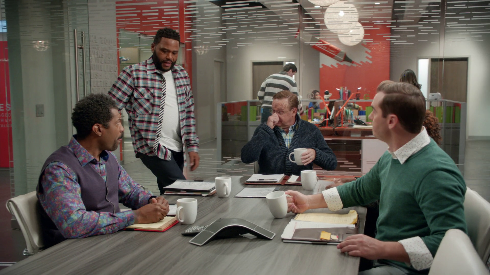 Blackish S05E12 1080p WEB h264-TBS Blackish S05E12 1080p WEB h264-TBS