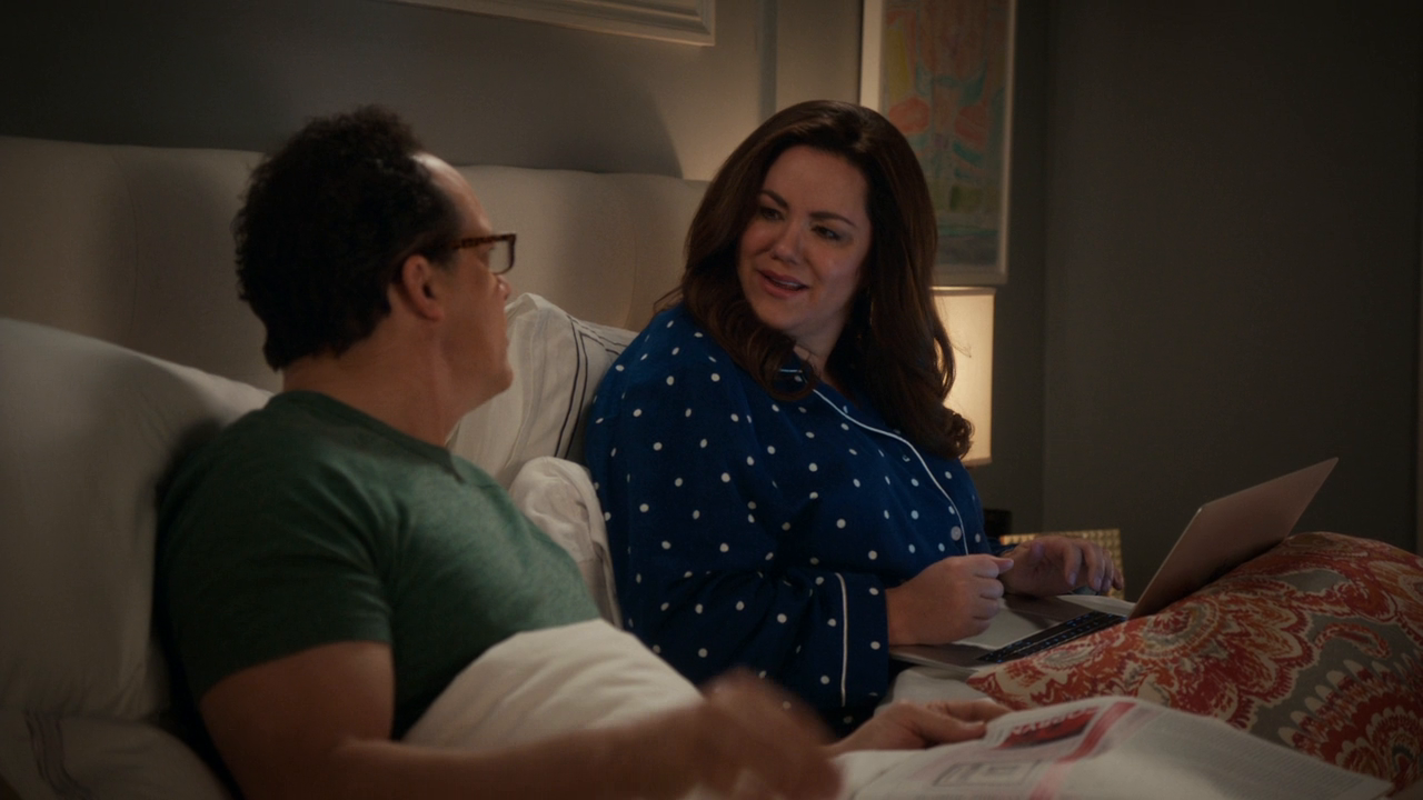 American Housewife S03E12 Disconnected 720p AMZN WEB-DL DDP5 1 H 264-NTb American Housewife S03E12 Disconnected 720p AMZN WEB-DL DDP5 1 H 264-NTb